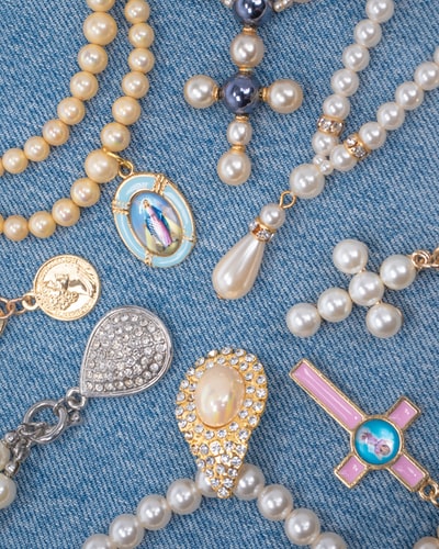 fashion-jewellery-and-fine-jewellery